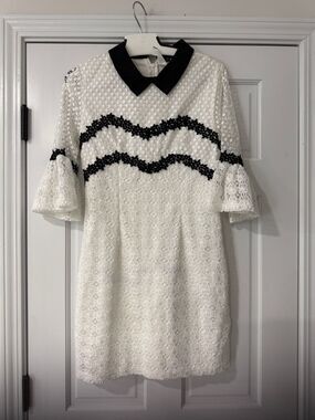 12th Love White Lace Petals Monochrome Mini Dress Black Collar Trim BNWT Sz L